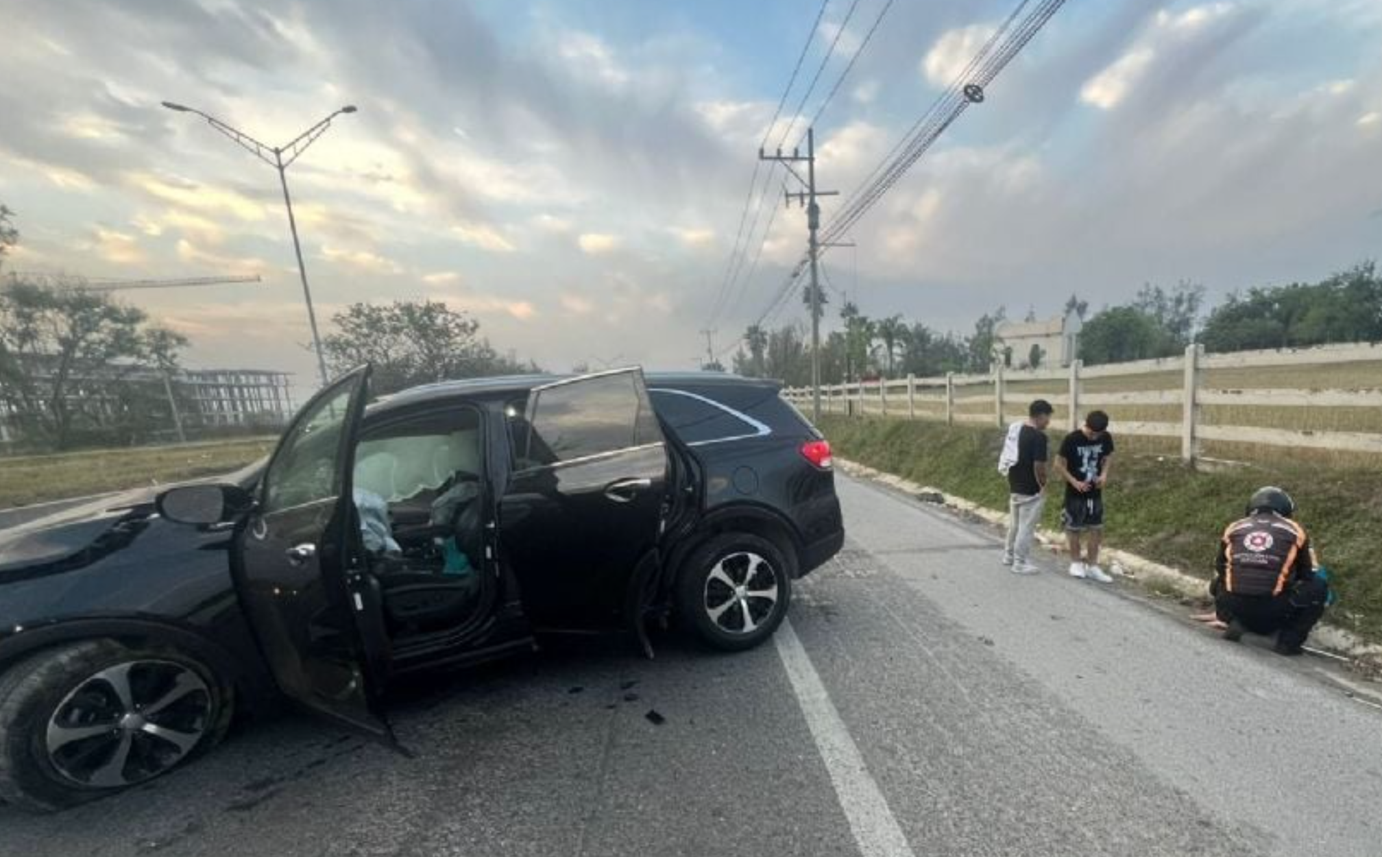 Accidente de camioneta deja a familia lesionada en la Carretera Nacional en Monterrey